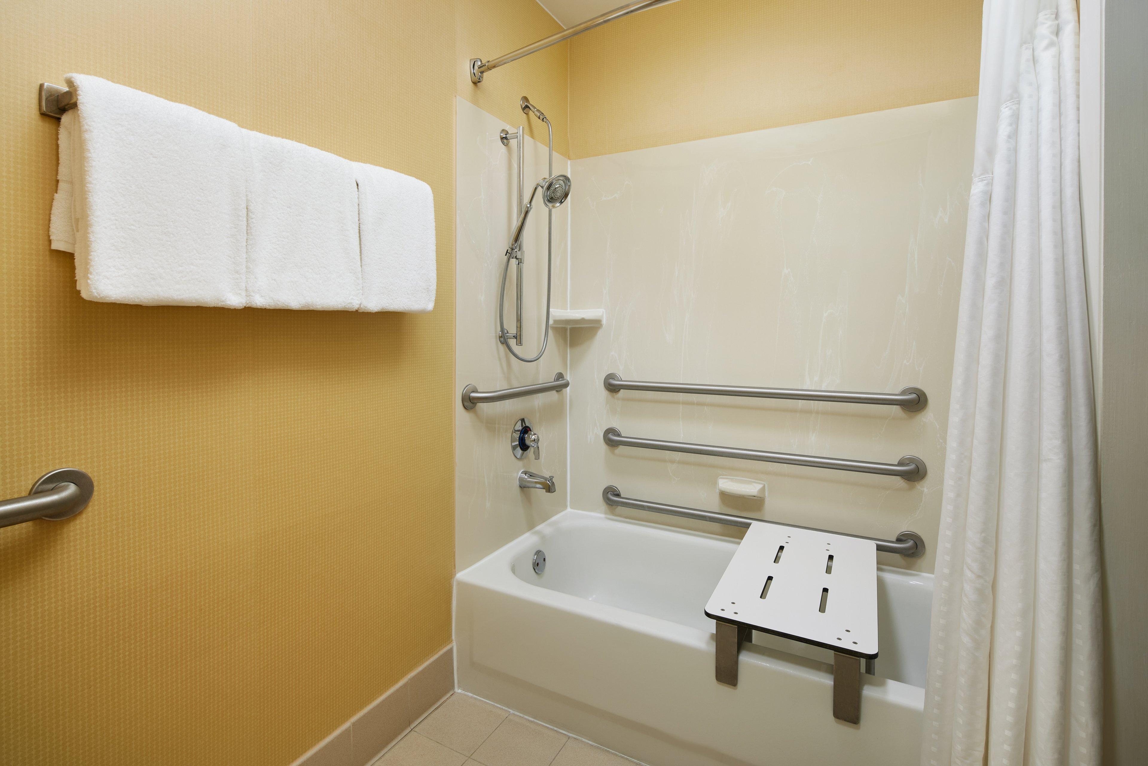 Holiday Inn Express Tifton By Ihg Exterior foto