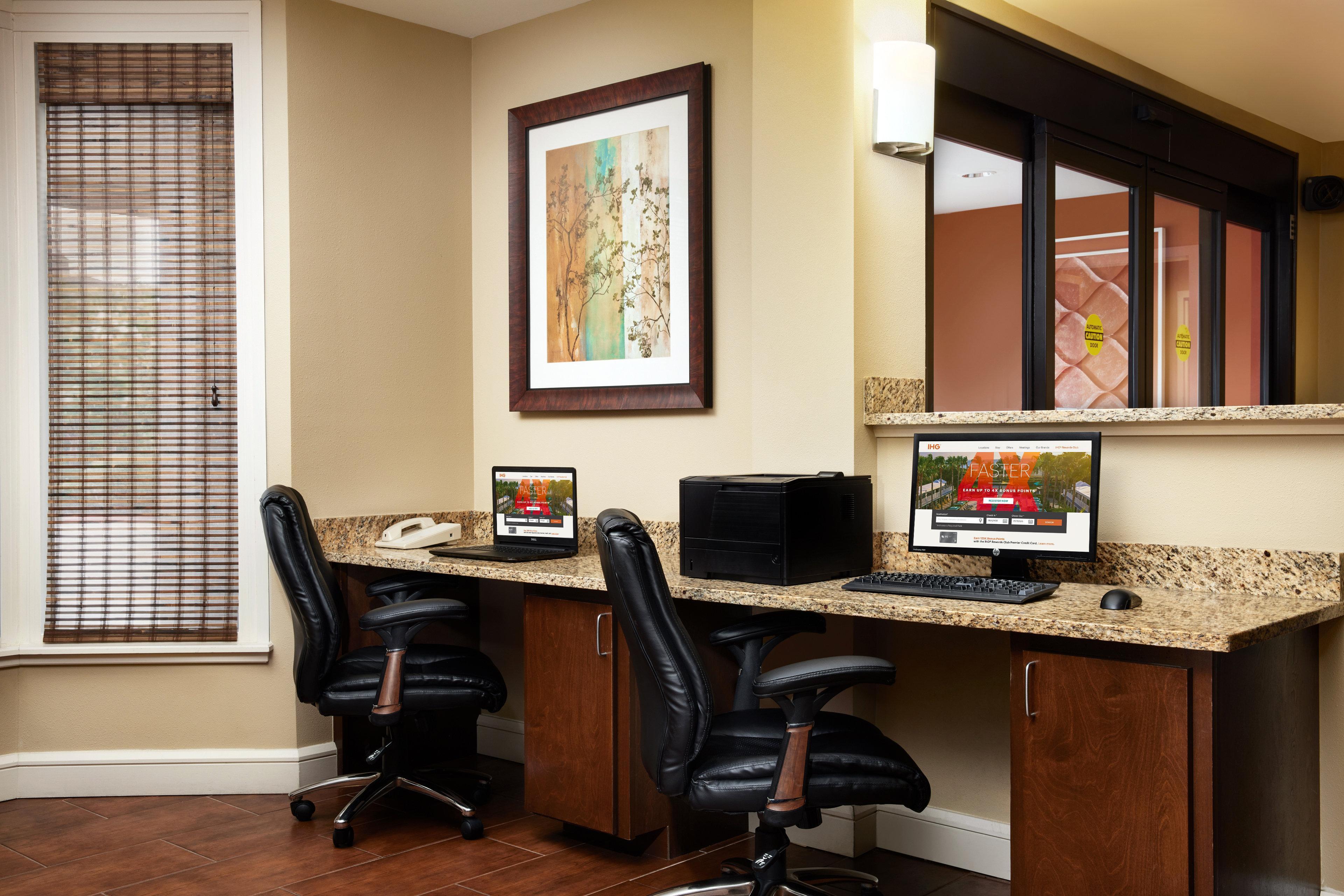 Holiday Inn Express Tifton By Ihg Exterior foto