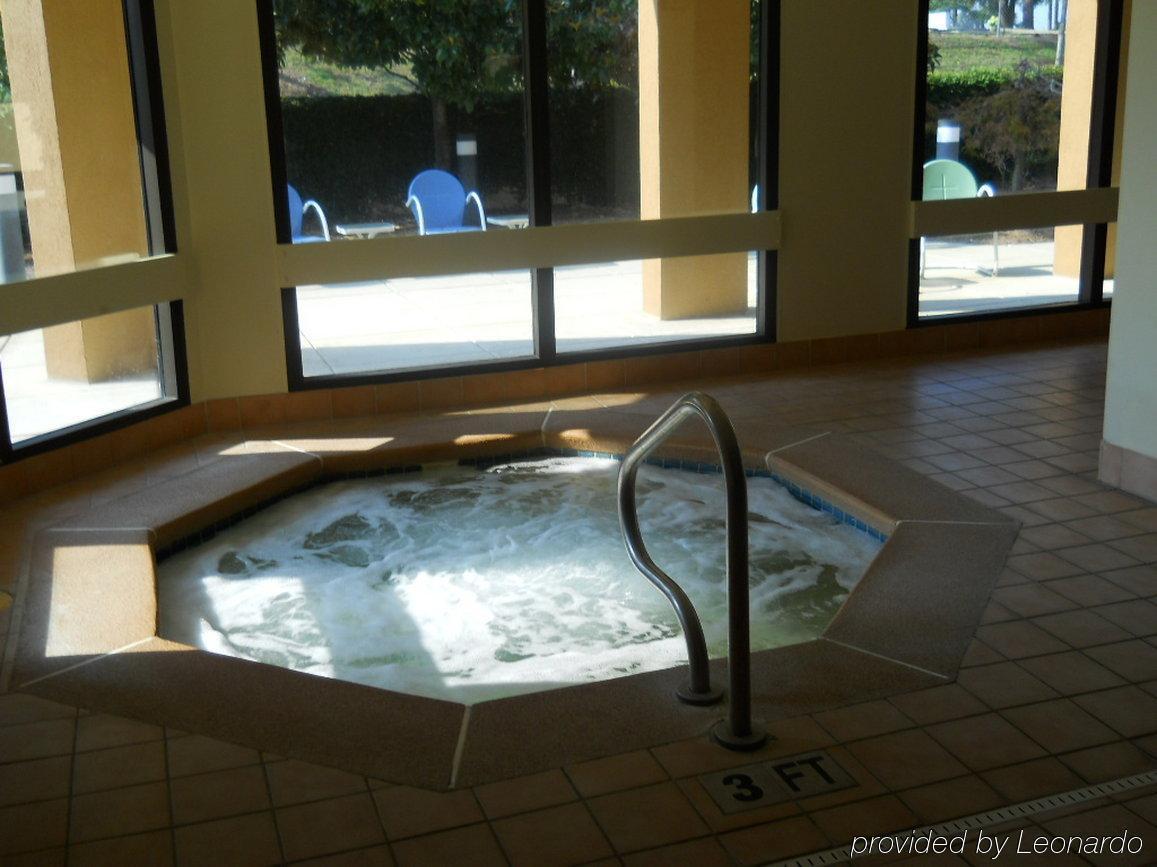 Holiday Inn Express Tifton By Ihg Einrichtungen foto