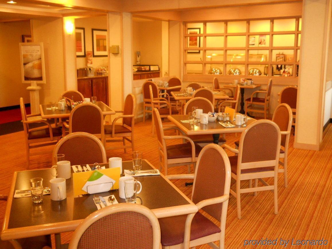 Holiday Inn Express Tifton By Ihg Restaurant foto